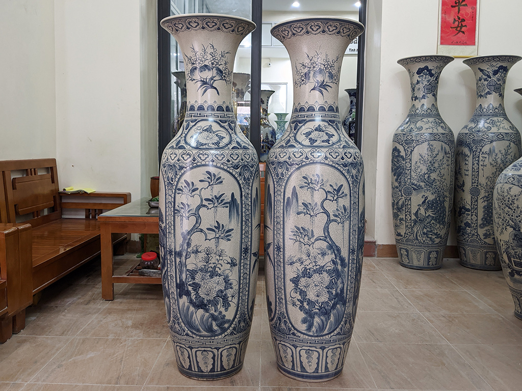 Lọ lộc bình men rạn cổ Tứ Quý 1m6 3