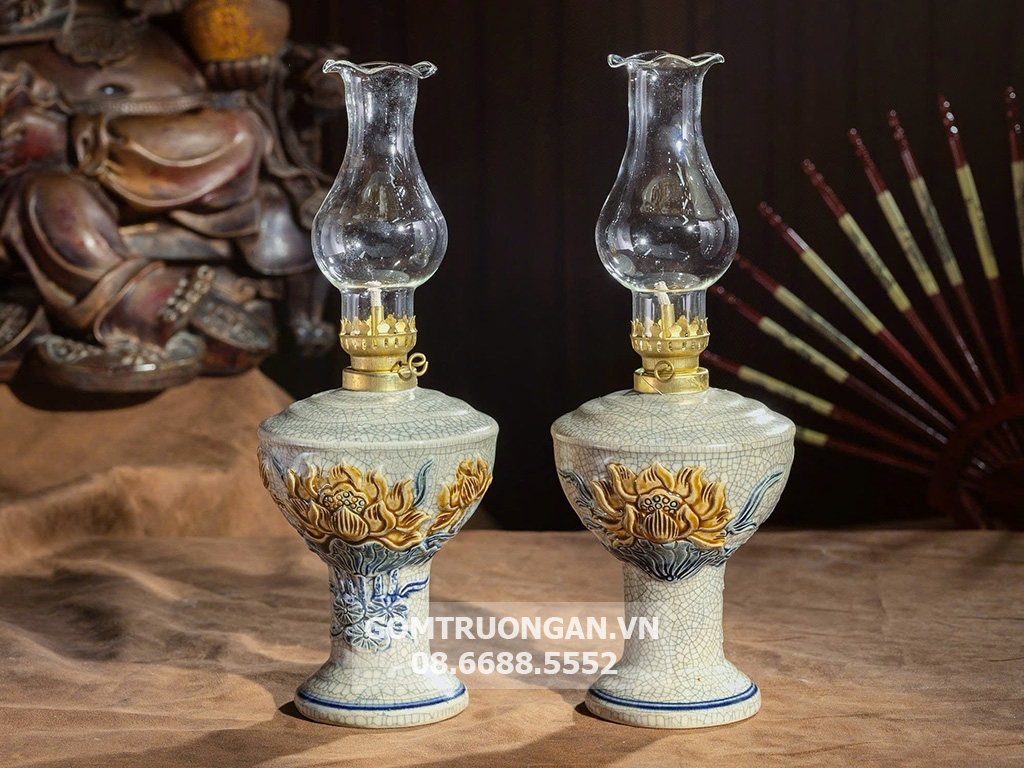 Đèn dầu thờ men rạn nổi hoa sen cao cấp Trường Xuân S2 2