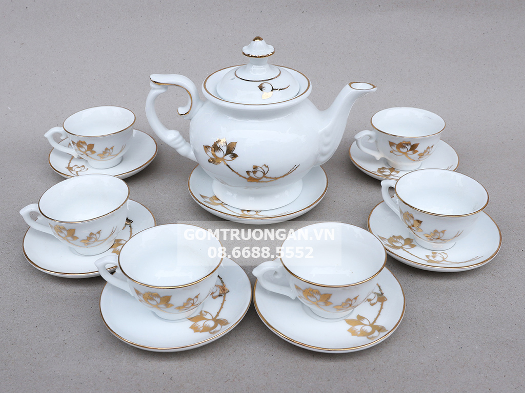 Bộ ấm chén men trắng vẽ hoa sen vàng kim dáng phú quý 1
