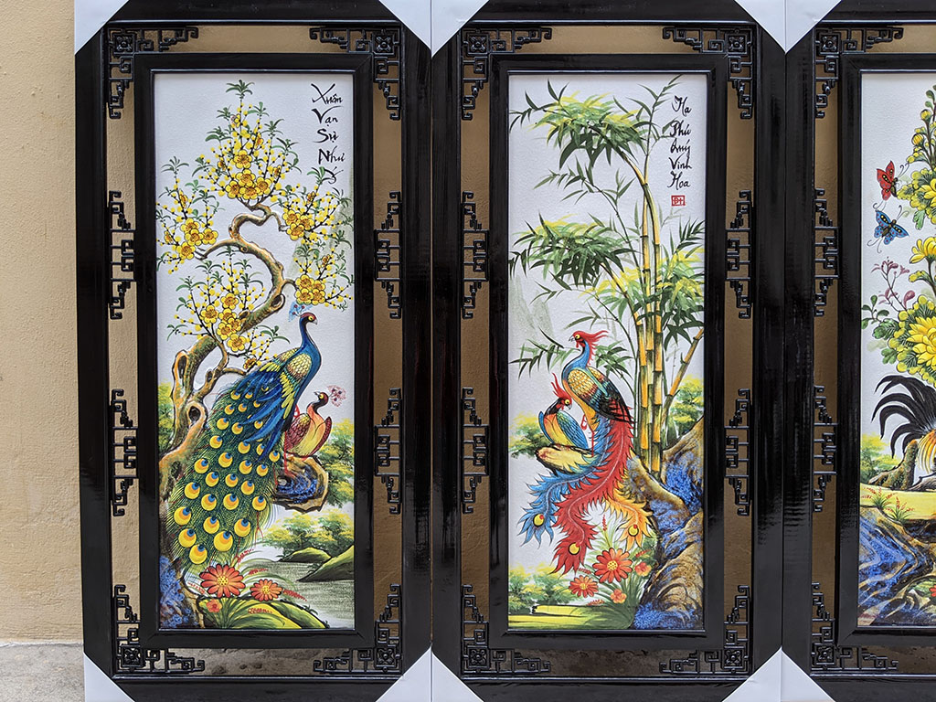 Tranh tứ quý đắp nổi khung gỗ thông 97x47cm 2