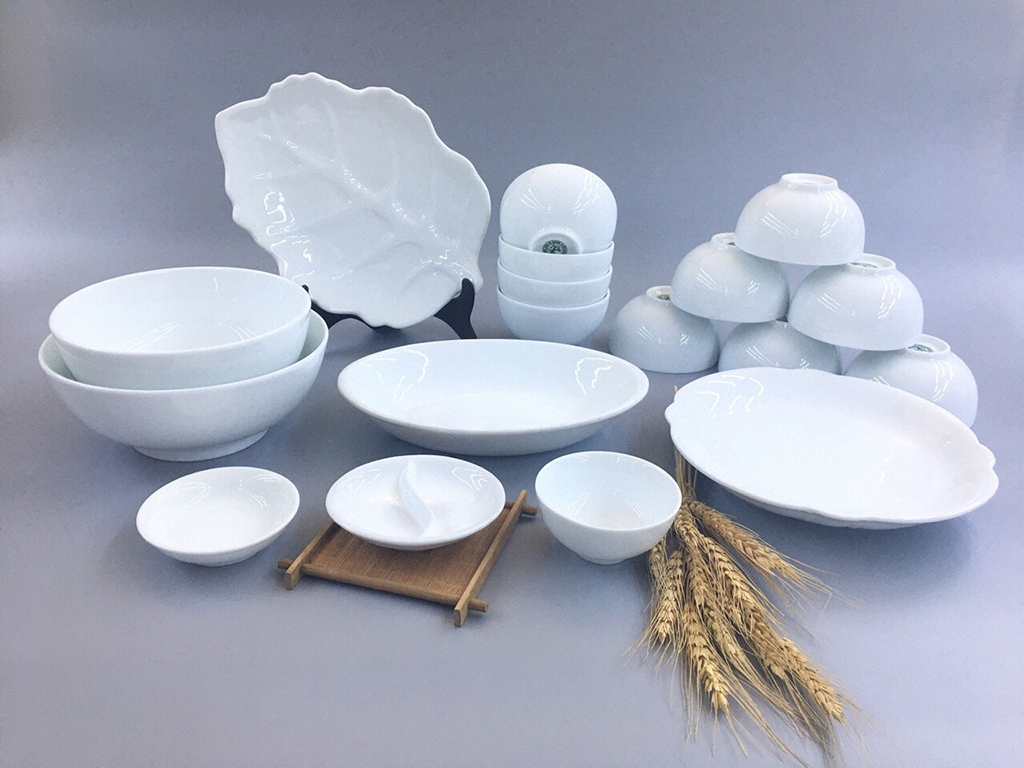 Bộ b&aacute;t đĩa sứ B&aacute;t Tr&agrave;ng men trắng TABDT05 ảnh ch&iacute;nh