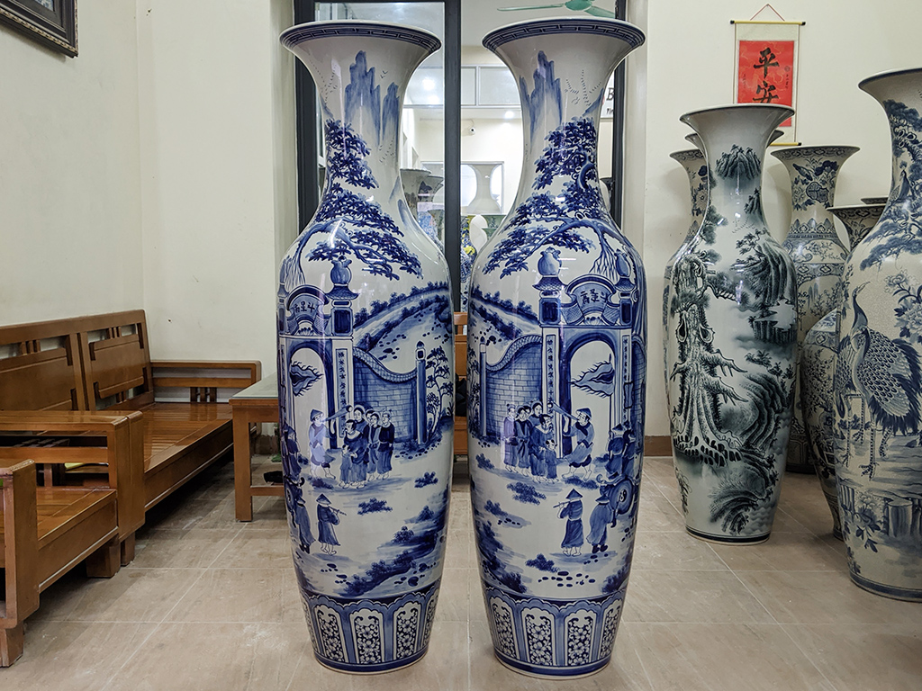 Lọ lộc bình Bát Tràng men lam Vinh Quy Bái Tổ vẽ kỹ 1m6 3