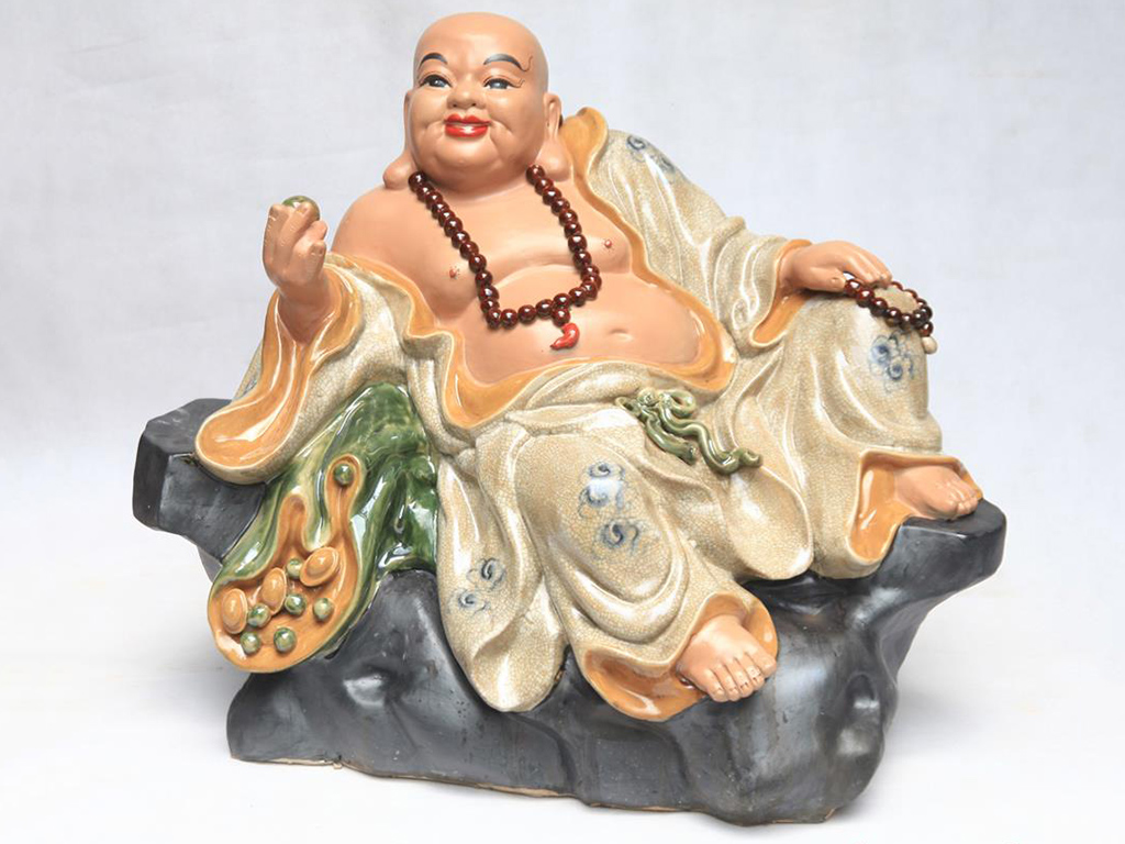 Tượng sứ Di lặc ngồi bệ đá men rạn cao 60cm rộng 70cm 2