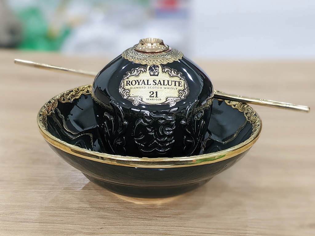 Điếu bát Chivas 21 đen rêu Bát Tràng 1