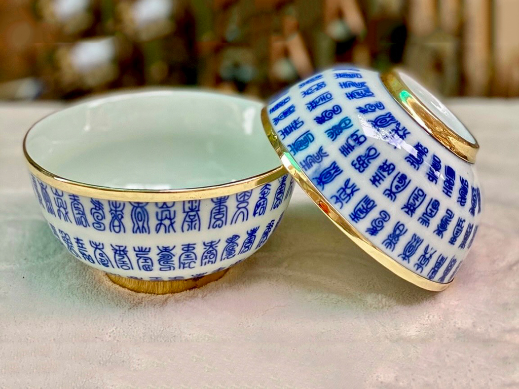 Bát thờ men lam chữ Thọ bọc đồng 1