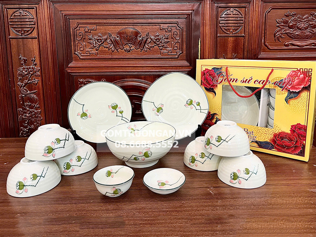 Bộ bát đĩa quà tặng Bát Tràng cao cấp vẽ đài sen 1