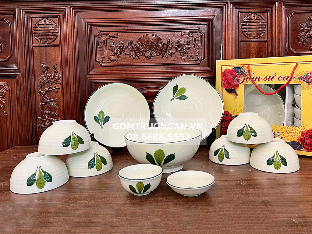 Bộ bát đĩa quà tặng Bát Tràng 11 món cao cấp vẽ ngò gai 1