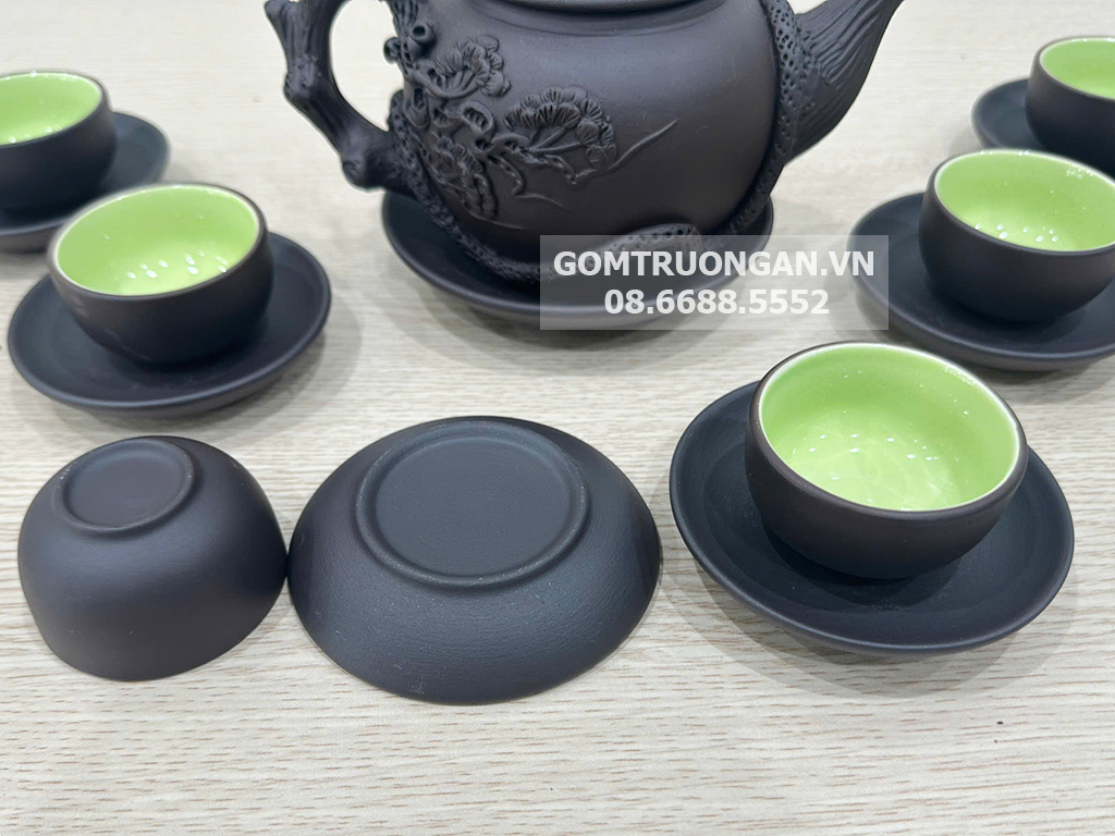 Bộ ấm chén tử sa Bát Tràng quai đắp nổi gốc cây tùng 4