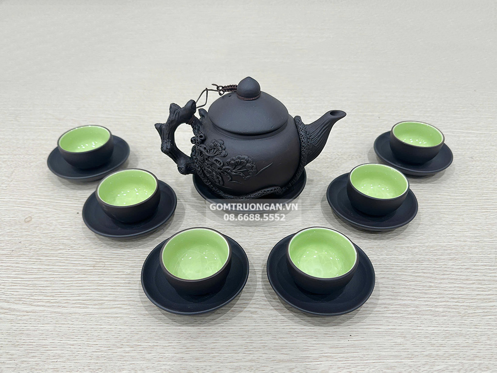 Bộ ấm chén tử sa Bát Tràng quai đắp nổi gốc cây tùng 1