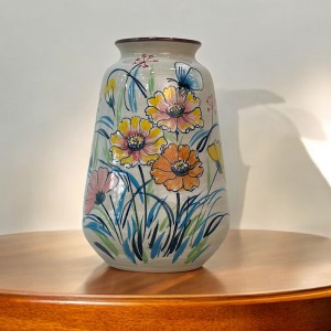 Lọ hoa men bóng 3D dáng phích vát đáy vẽ tay hoa bươm bướm