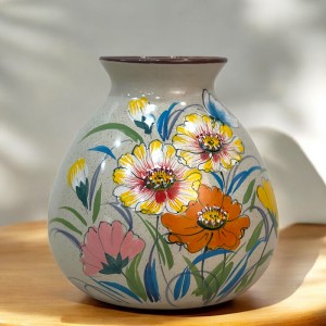 Lọ hoa men tiêu 3D dáng giỏ cua vẽ tay hoa bươm bướm