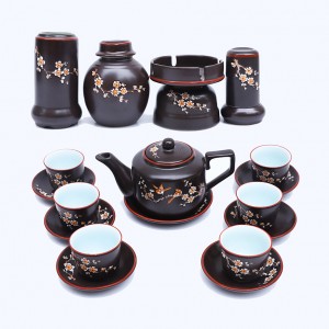 Ấm chén Bát Tràng quai vuông khắc hoa đầy đủ phụ kiên