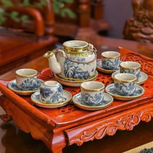 Ấm chén men giả cổ bọc đồng sơn thủy vung lõm (không có khay)