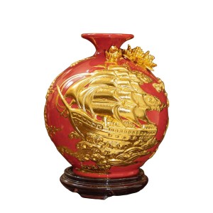 Bình hút lộc đắp nổi dát vàng Thuận Buồm Xuôi Gió mệnh Hỏa 30cm
