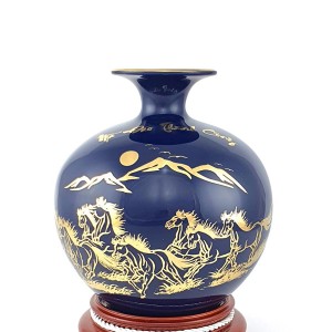 Bình hút lộc màu xanh tím than mệnh Mộc vẽ vàng Mã Đáo Thành Công