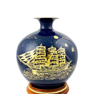 Bình hút lộc màu xanh tím than mệnh Mộc vẽ vàng Thuận buồm xuôi gió