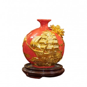 Bình hút lộc mệnh hỏa đắp nổi dát vàng Thuận Buồm Xuôi Gió 21cm