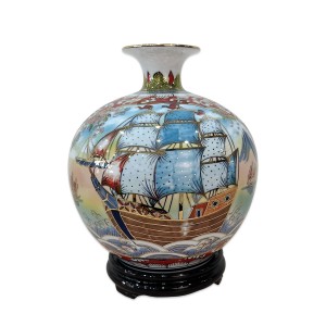 Bình hút lộc Thuận Buồm Xuôi Gió Mã Đáo Thành Công vẽ vàng khung đỏ