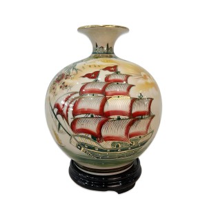 Bình hút tài lộc Thuận Buồm Xuôi Gió Phú Quý men hoàng thổ 3D vẽ vàng