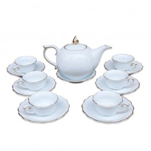 Bộ ấm chén men trắng vẽ vàng kim dáng mẫu đơn S1