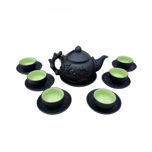 Bộ ấm chén tử sa đen đắp nổi hoa sen lòng xanh