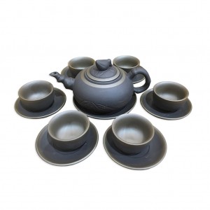 Bộ ấm chén tử sa trúc đào đen lòng chén không tráng men