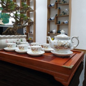 Bộ ấm trà Bát Tràng vẽ Vinh Hoa Phú Quý màu trắng (không có khay)