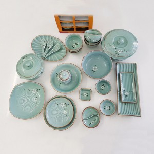 Bộ bát đĩa Bát Tràng men lam ngọc vẽ hoa Anh Đào trắng 24 sản phẩm