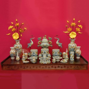 Bộ đồ thờ Bát Tràng Trường Xuân men rạn đắp nổi rồng ban thờ 2m17