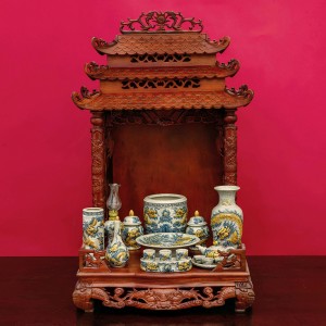 Bộ đồ thờ men rạn Trường Xuân cho ban thờ thần tài 56