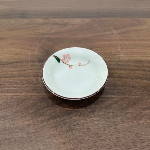 Đĩa đựng gia vị tròn men kem vẽ hoa đào hồng