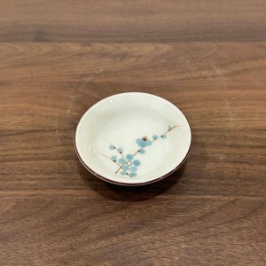 Đĩa đựng gia vị tròn men kem vẽ hoa đào xanh