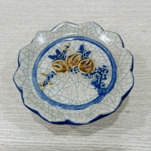 Đĩa trầu cau men rạn nổi Phúc Quý