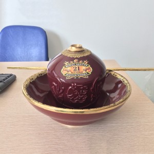 Điếu bát Chivas 21 đỏ Bát Tràng