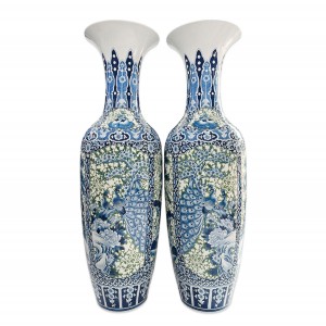 Lọ lục bình sứ Bát Tràng men khử cao cấp Tứ Quý khắc dệt gấm thêu hoa 1m4