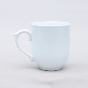 Ly sứ men trắng dáng bầu quai kiểu