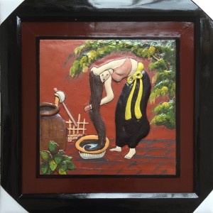 Tranh gốm vẽ thiếu nữ 45x45cm